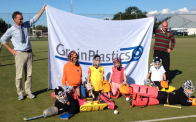 Sneeker Mixed Hockey Club traint met GrainDrain